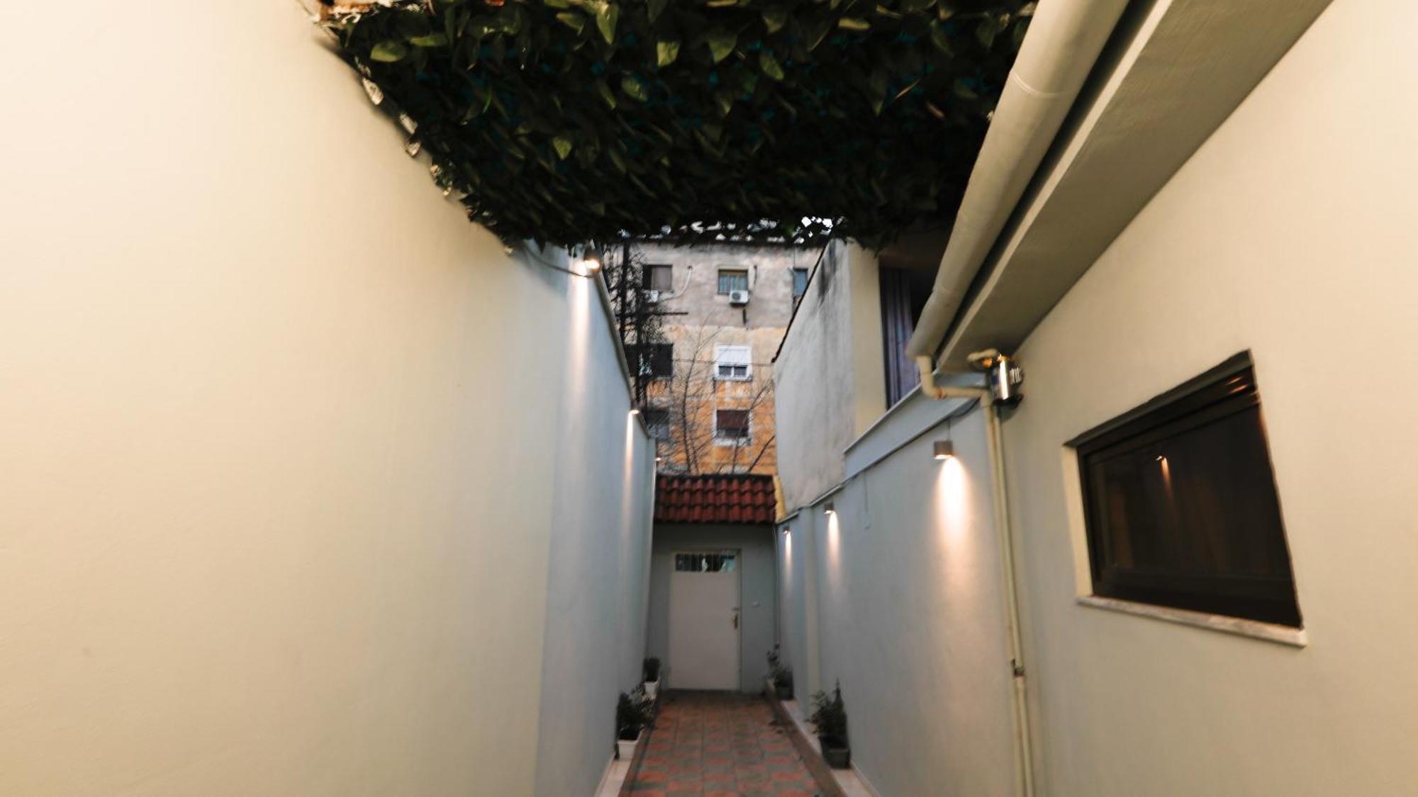 Townsquare Central Apartment Tirana Exterior foto